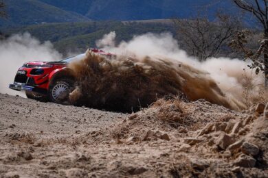 Rally del Messico, Giorno 2– Il duo Citroen Ogier – Ingrassia in modalità atta