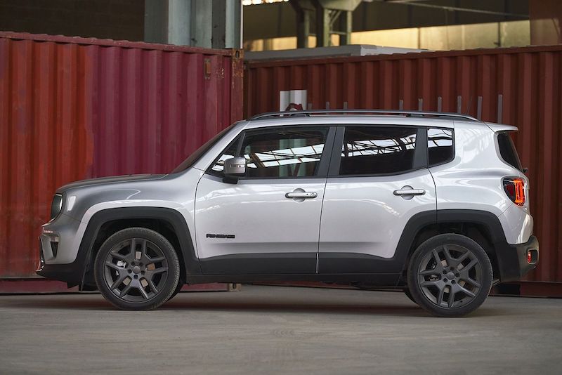 Galleria foto 'Per i lettori francesi di SUV Crossover Jeep Renegade è“SUV Urbain de l’Année”' - foto 6