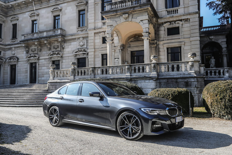 Nuova BMW Serie 3:  la tecnologia si guida