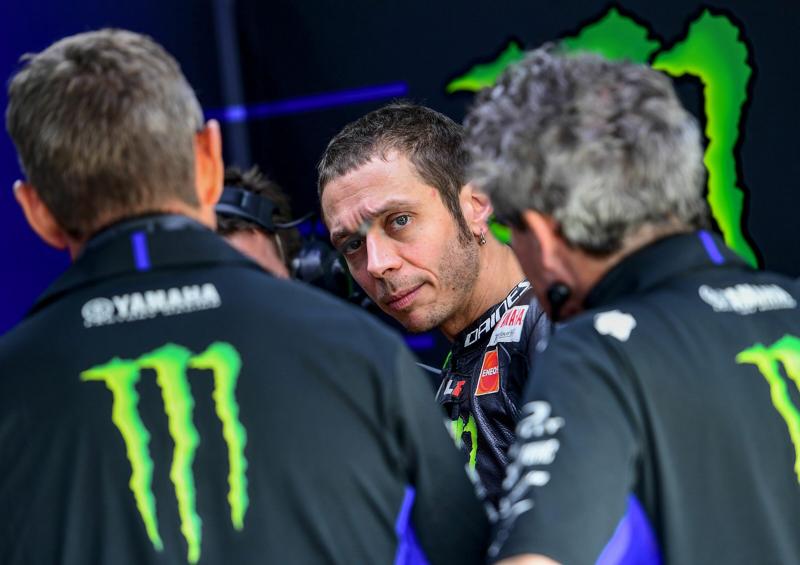 MotoGP, Dovizioso: vittoria congelata. Valentino Rossi: “Stessi problemi dall’anno scorso”