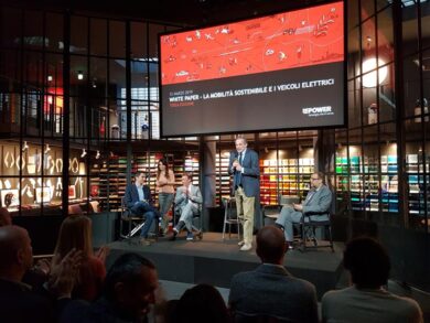 Repower: presentato il White Paper, il rapporto sulla mobilità sostenibile