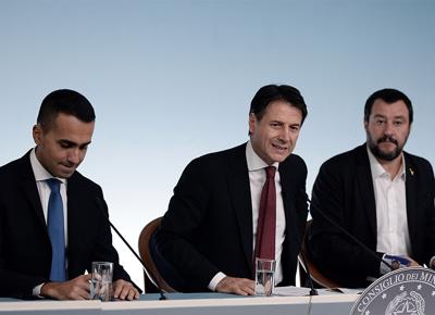 Conte salvini di maio ape 4 Conte salvini di maio ape 4