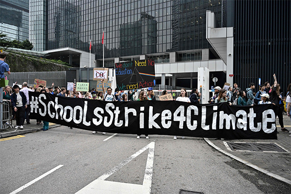 Clima: manifestazioni studenti in tutto il mondo. Greta “Adulti agite”