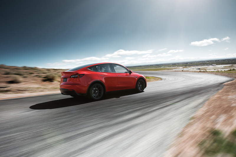 Tesla lancia il Model Y al 100% elettrico Tesla lancia il Model Y al 100% elettrico