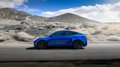 Tesla lancia il Model Y al 100% elettrico