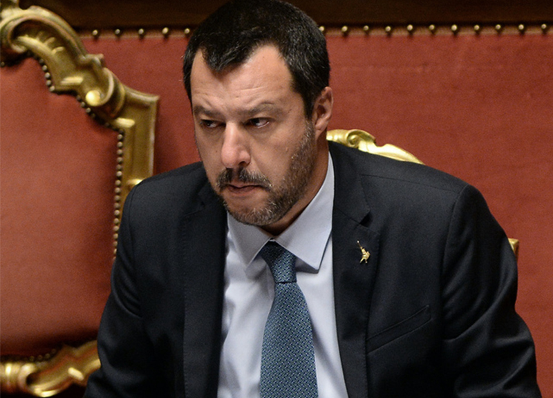 Diciotti, Salvini evita il processo. Solo tre i voti contrari del M5S Diciotti, Salvini evita il processo. Solo tre i voti contrari del M5S