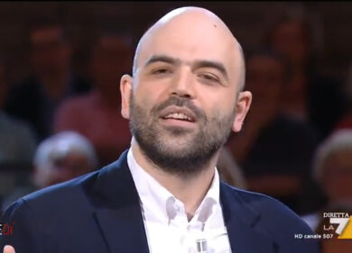 Saviano: “Verrò processato, Salvini invece si sottrae”