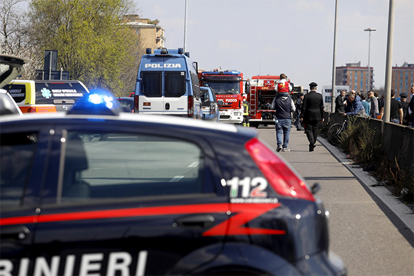 Incendio San Donato, il comandante dei Carabinieri: “Evitata una strage” Incendio San Donato, il comandante dei Carabinieri: “Evitata una strage”