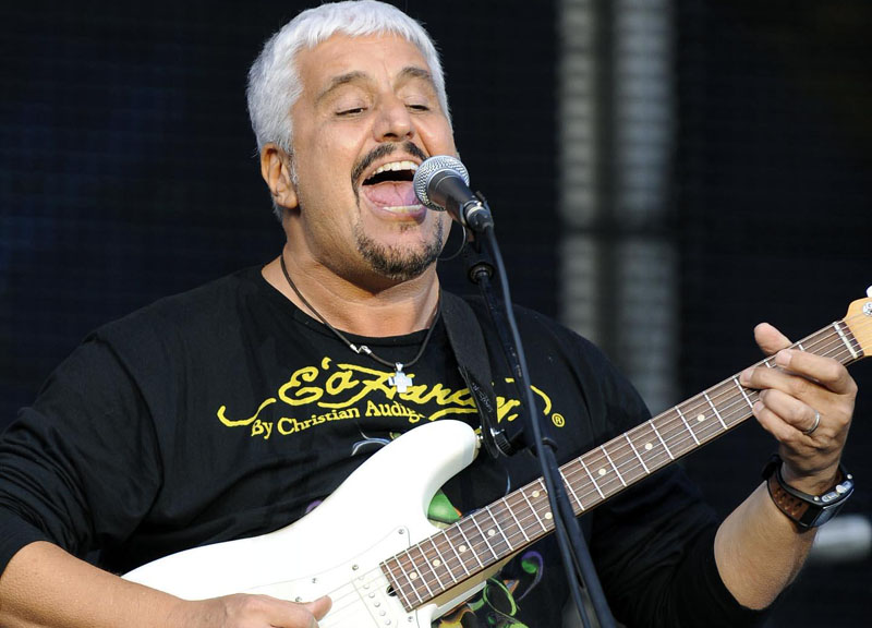 Pino Daniele, concerto in tributo al chitarrista con Vessicchio e De Piscopo Pino Daniele, concerto in tributo al chitarrista con Vessicchio e De Piscopo