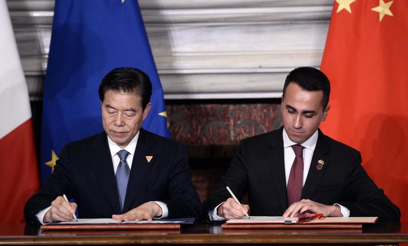 Cina, Di Maio: “Accordi per 2,5 mld”.Conte: “Raccordo con strategia Ue” Cina, Di Maio: “Accordi per 2,5 mld”.Conte: “Raccordo con strategia Ue”