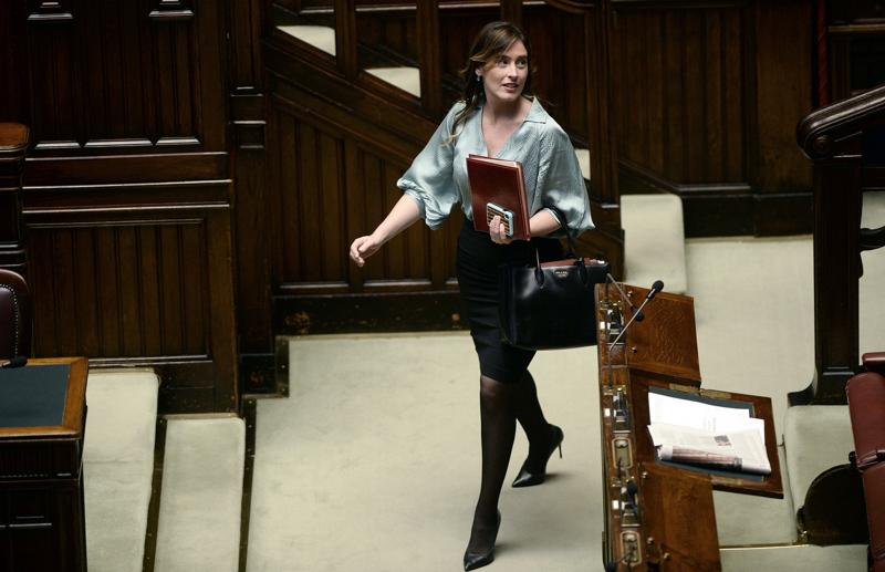 Maria Elena Boschi versione prof per un giorno: “Più donne nei cda”