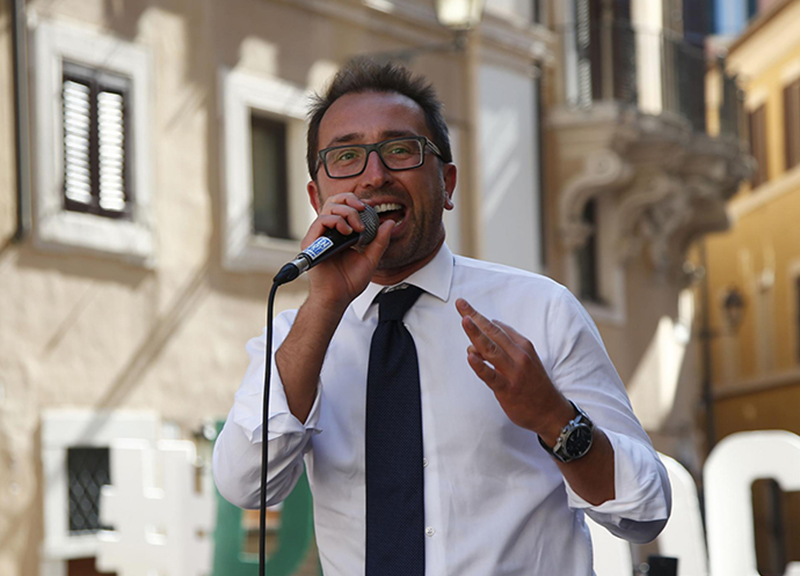 Bonafede a Circo Massimo: “Bisogna dare cittadinanza a Rami” Bonafede a Circo Massimo: “Bisogna dare cittadinanza a Rami”