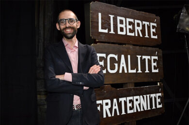 Robespierre è innocente: la sentenza che ribalta la storia al Teatro Eliseo