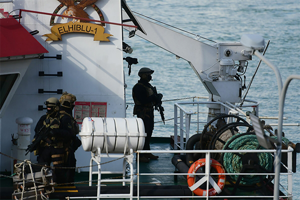 Migranti: sbarco a Malta, arrestati 5 dei 108 migranti a bordo Migranti: sbarco a Malta, arrestati 5 dei 108 migranti a bordo