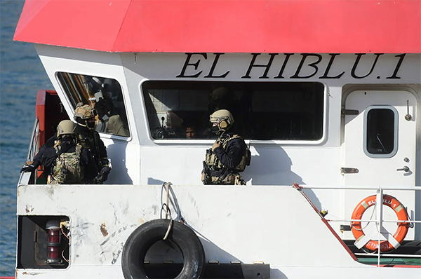 Migranti: sbarco a Malta, arrestati 5 dei 108 migranti a bordo Migranti: sbarco a Malta, arrestati 5 dei 108 migranti a bordo