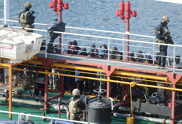 Migranti: sbarco a Malta, arrestati 5 dei 108 migranti a bordo Migranti: sbarco a Malta, arrestati 5 dei 108 migranti a bordo