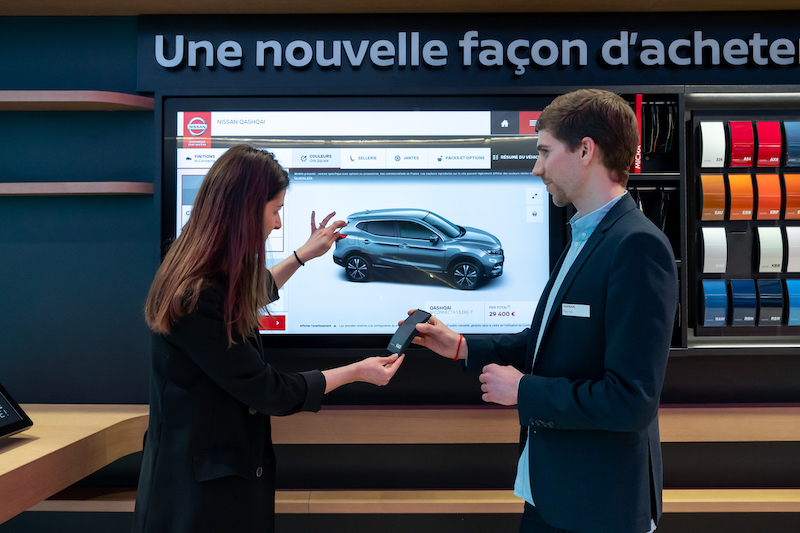A Parigi apre il primo Nissan City Lab A Parigi apre il primo Nissan City Lab