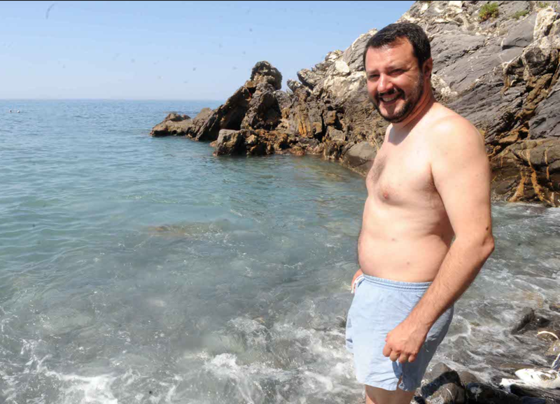 Salvini tombeur de femmes. Tutte le vip che lo trovano irresistibile Salvini tombeur de femmes. Tutte le vip che lo trovano irresistibile