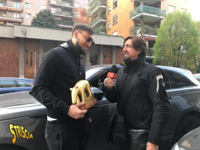 MILAN, Donnarumma riceve il Tapiro di Striscia: ‘Papera dell’anno’