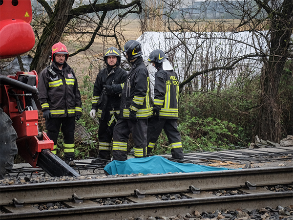 Incidente sul lavoro nel Milanese : due operai morti Incidente sul lavoro nel Milanese : due operai morti