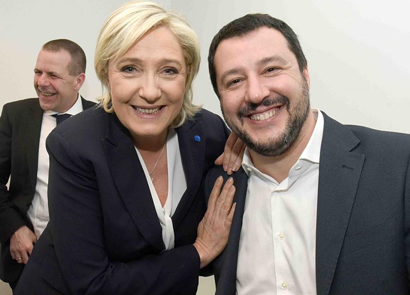 Le Pen, Orban e Kaczynski disertano il vertice dei sovranisti di Salvini Le Pen, Orban e Kaczynski disertano il vertice dei sovranisti di Salvini