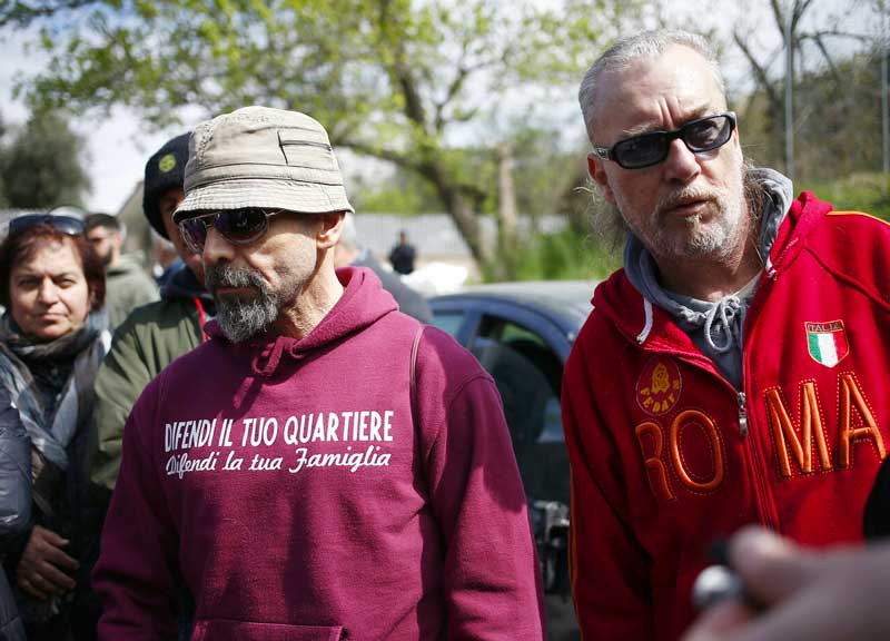 Simone a Torre Maura, il 15enne che sfida Casapound Simone a Torre Maura, il 15enne che sfida Casapound