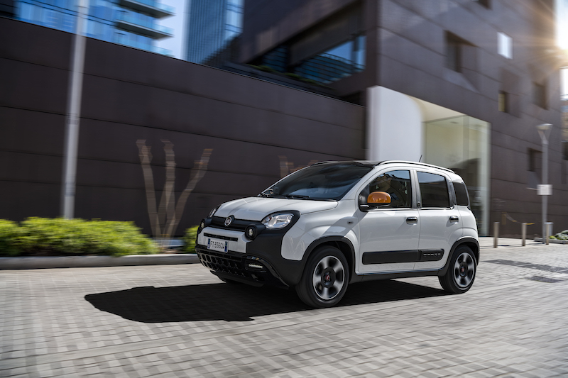 Fiat Panda Connected by Wind, la prima Panda con i Giga! Fiat Panda Connected by Wind, la prima Panda con i Giga!