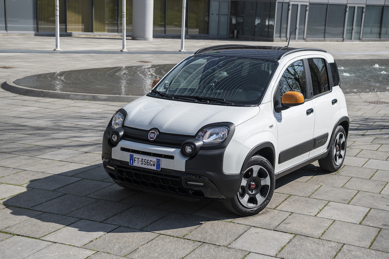 Fiat Panda Connected by Wind, la prima Panda con i Giga! Fiat Panda Connected by Wind, la prima Panda con i Giga!