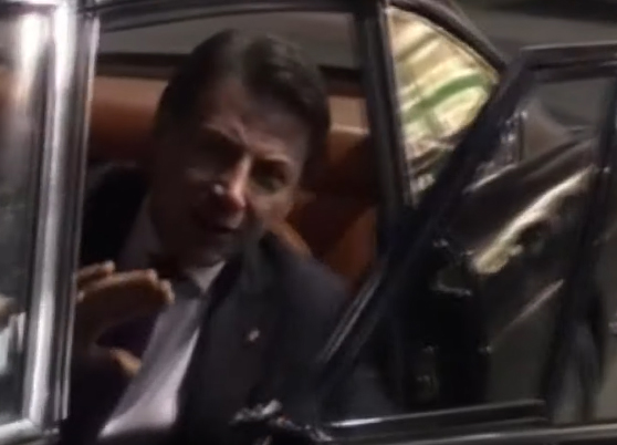 Il premier Conte termina il giro a Vinitaly a bordo di una Ferrari 250 GT Il premier Conte termina il giro a Vinitaly a bordo di una Ferrari 250 GT