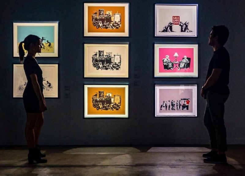 Banksy, chiude la mostra che ha messo la street art al centro di Milano Banksy, chiude la mostra che ha messo la street art al centro di Milano