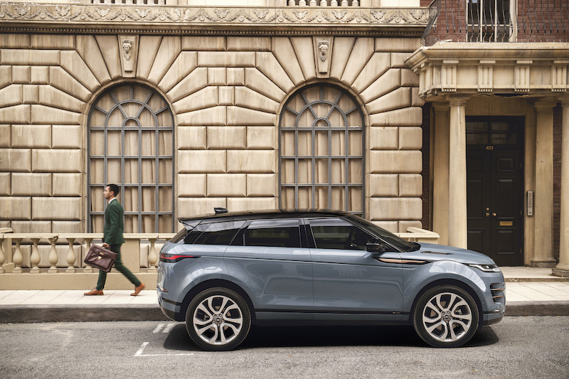 Alla Milano Design Week la Range Rover Evoque celebra il lusso responsabile Alla Milano Design Week la Range Rover Evoque celebra il lusso responsabile