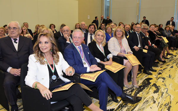 Premio Internazionale Bronzi di Riace 2019 alla ricerca,innovazione e cultura Premio Internazionale Bronzi di Riace 2019 alla ricerca,innovazione e cultura