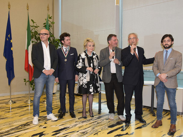 Premio Internazionale Bronzi di Riace 2019 alla ricerca,innovazione e cultura Premio Internazionale Bronzi di Riace 2019 alla ricerca,innovazione e cultura