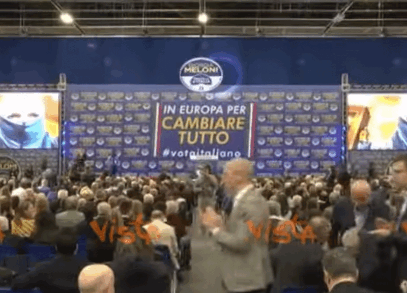 FdI, standing ovation per il Capitano Ultimo che ricorda il carabiniere ucciso