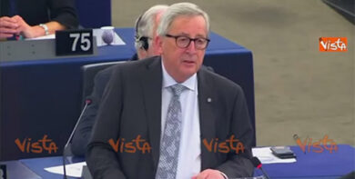 Ue, Juncker: Oggi mio ultimo discorso al Parlamento Ue, bisogna amare l’Europa