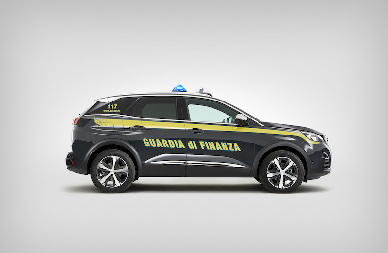 La Guardia di Finanza arruola due SUV 3008 Peugeot La Guardia di Finanza arruola due SUV 3008 Peugeot