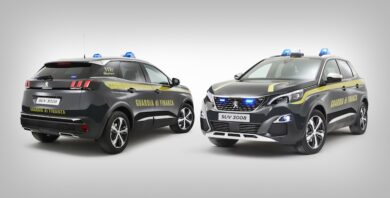 La Guardia di Finanza arruola due SUV 3008 Peugeot