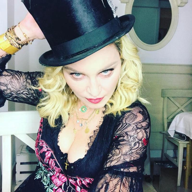 MTV presenta in premier mondiale: Madonna Live & Exclusive: ‘Medellín’ MTV presenta in premier mondiale: Madonna Live & Exclusive: ‘Medellín’