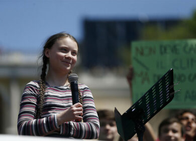 Ambiente, Greta a Roma in piazza: “Siamo qui per riprenderci il futuro”