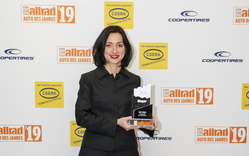 Opel Insignia, si aggiudica il “All-Wheel Drive Car Of The Year 2019” Opel Insignia, si aggiudica il “All-Wheel Drive Car Of The Year 2019”