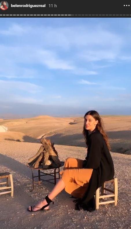 Belen e Stefano De Martino, nel deserto rinasce l’amore. FOTO