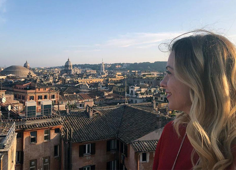Salva Roma, Di Maio: taglia le tasse. Salvini: o si aiutano tutti o nessuno Salva Roma, Di Maio: taglia le tasse. Salvini: o si aiutano tutti o nessuno