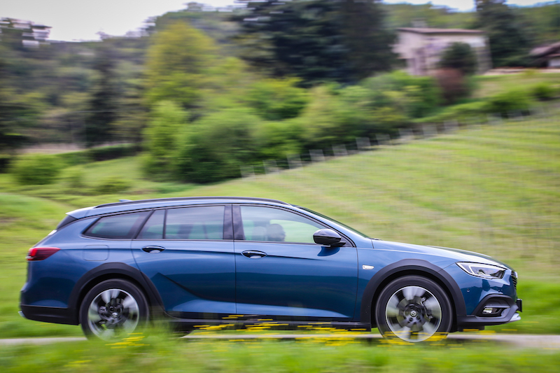Opel Insignia: quando l’ammiraglia si da’ all’off-road
