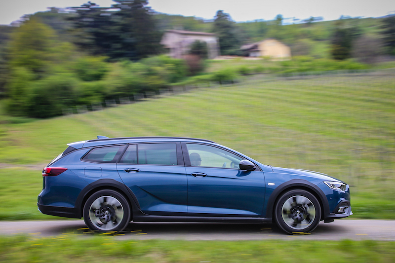 Opel Insignia: quando l’ammiraglia si da’ all’off-road