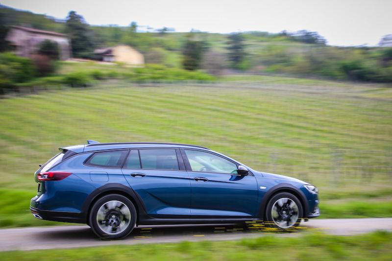 Opel Insignia: quando l’ammiraglia si da’ all’off-road