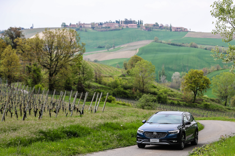 Opel Insignia: quando l’ammiraglia si da’ all’off-road