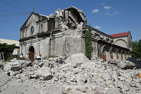 Filippine: nuovo violento terremoto, magnitudo 6.4 Richter