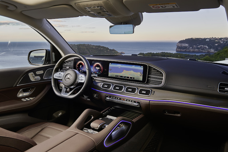 Mercedes a New York svela la nuova GLS Mercedes a New York svela la nuova GLS