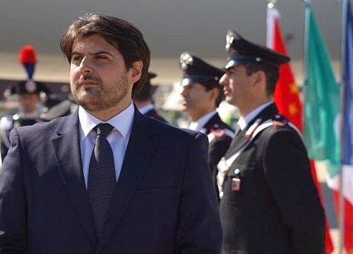 Anpi: “Palco aperto al sottosegretario”. Ma è una bugia. E pure bella grossa Anpi: “Palco aperto al sottosegretario”. Ma è una bugia. E pure bella grossa