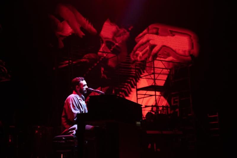 Marco Mengoni, l’Atlantico Tour tra Cross-Posting su Fb, libertà e maturità. Marco Mengoni, l’Atlantico Tour tra Cross-Posting su Fb, libertà e maturità.